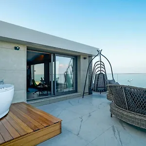  Otel Rudis