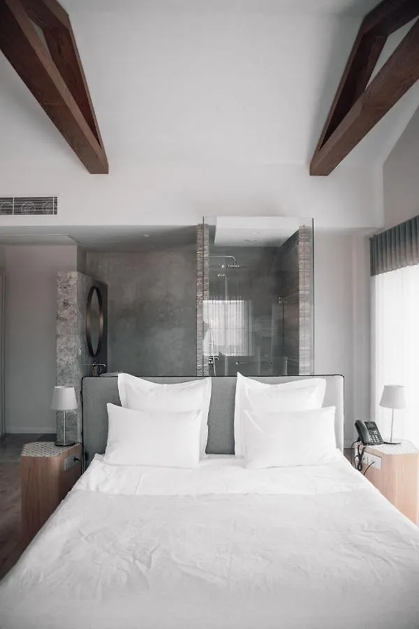 Teruar Urla Otel